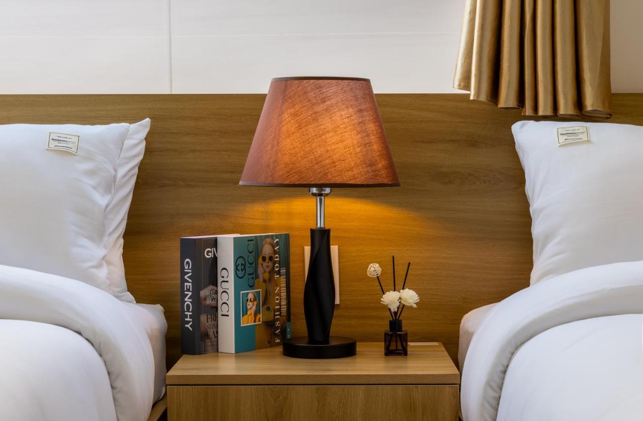 Cat Ba Hongkong Hotel Dong Khe Sau Kültér fotó
