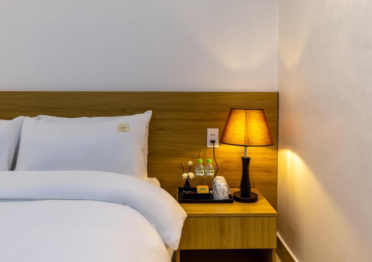 Cat Ba Hongkong Hotel Dong Khe Sau Kültér fotó