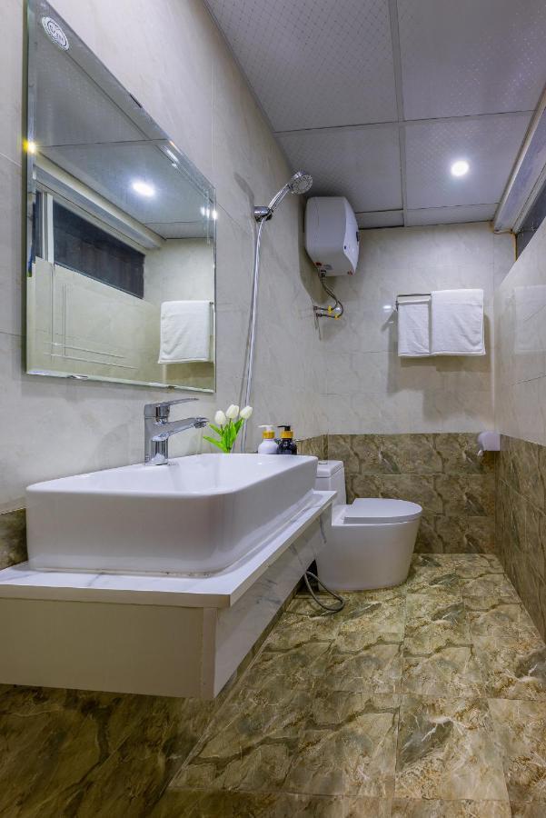 Cat Ba Hongkong Hotel Dong Khe Sau Kültér fotó